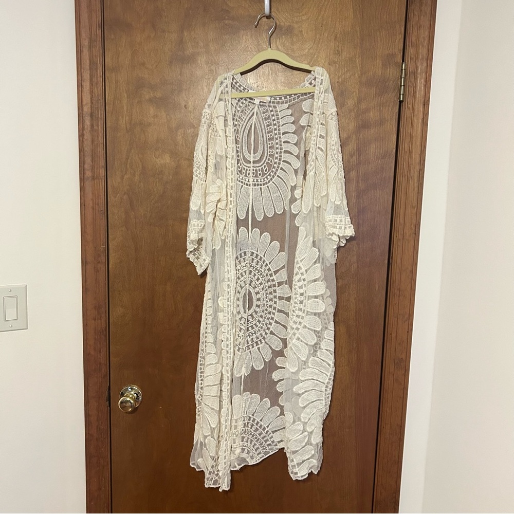 American Flirt | Lace cover up | Cream | M